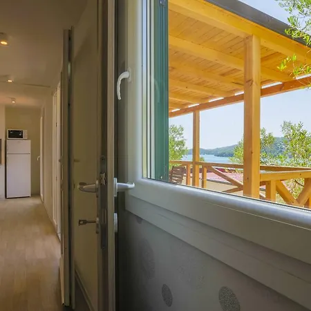 Vegros Mobile Homes *